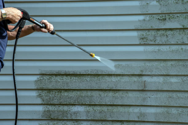 Why Choose Our Certified Pressure Washing Experts for Your Project Needs in Wallace, FL?